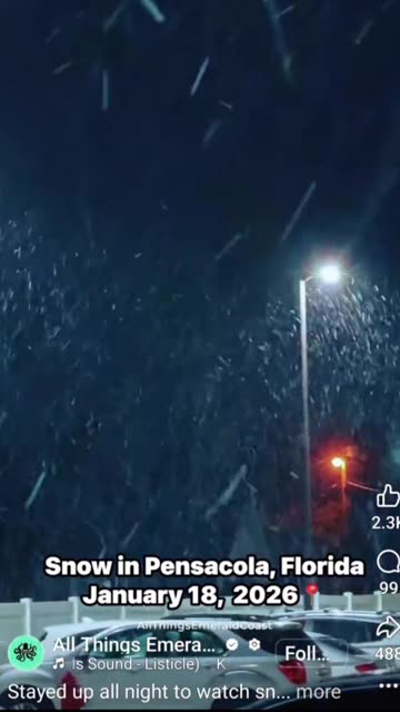 Snow in Pensacola, Florida January 18, 2026