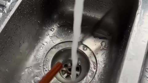 One Motion, Infinite Madness — Knife Washing Gone Wild 😳⚡