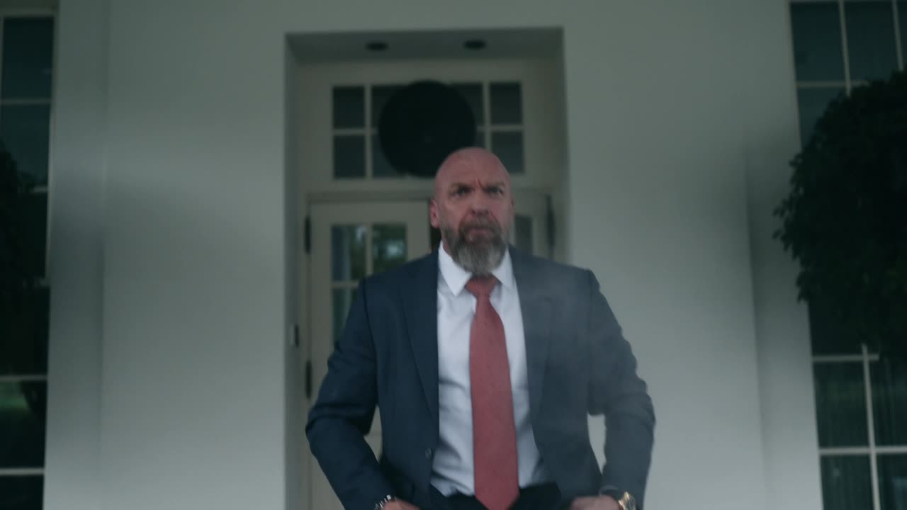 WHITE HOUSE X @TRIPLEH