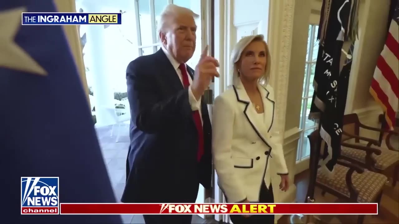Trump Hangs Declaration of Independence in Oval Office: A Historic First