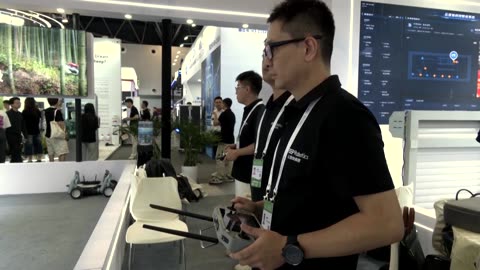 New robotic dog aims to tackle all-terrain environment