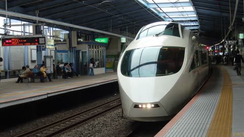 Odakyu VSE Romance car