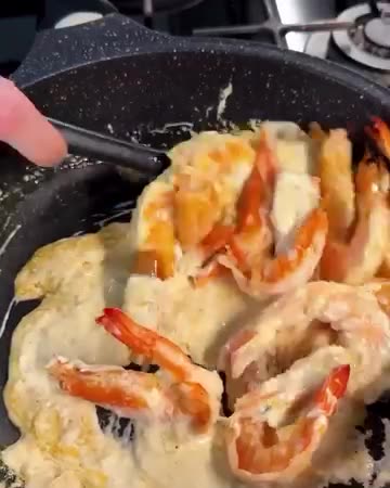 Shrimp in creamy parmesan sauce