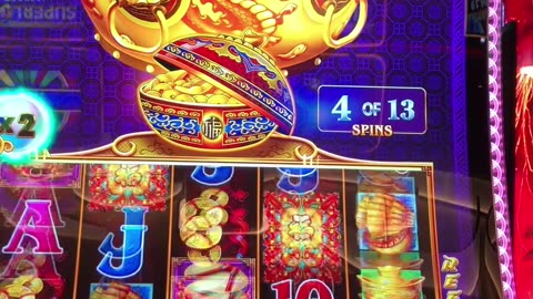 Free Games on #GoldenDrums slot 💰🎰🎉