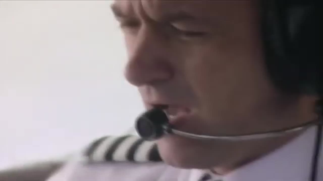 Pilot Gets Sucked Out of Plane at 30,000 Feet – The Shocking True Story