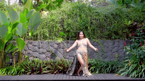 Best Belly Dance Solo Indonesian Lady 2025 Performance
