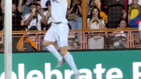The record is still pursuing this man! CristianoRonaldo scored 942 goals
