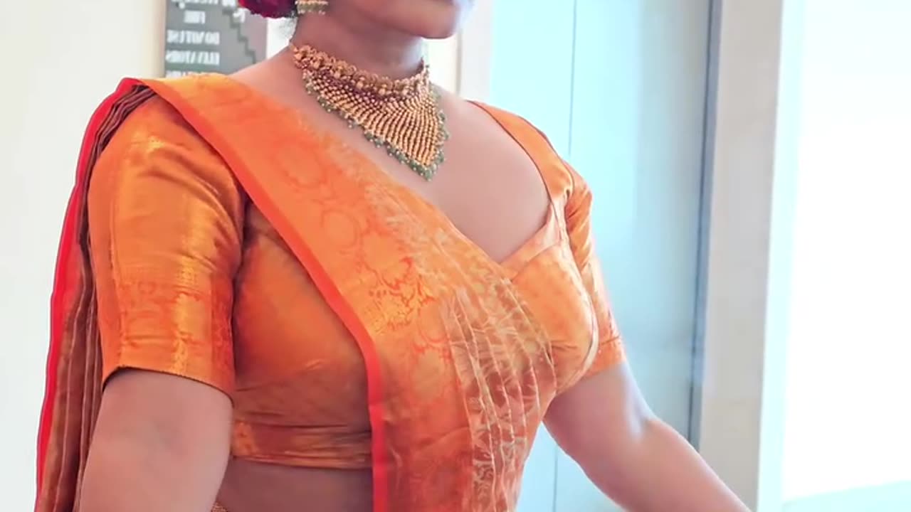 Beautiful Pink yellow Girl Indian Saree Indian Woman Hot Looking Cutie 🥰🥰🥰🥰🥰🥰🥰😊😊🥰 ❤️😍😍