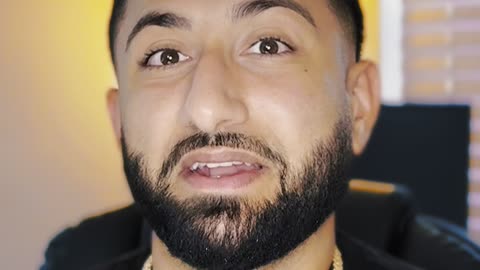 Why You Should Stop Doing Everything Yourself (My Real Estate Lesson Learned) 🏡💡