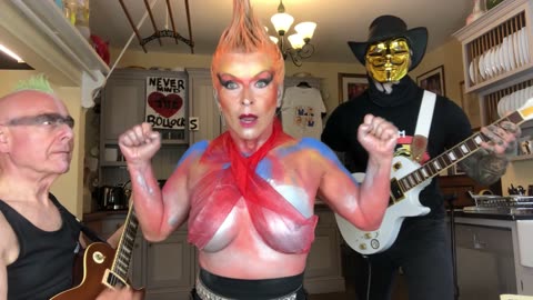 20210711 Toyah & Robert's Sunday Lunch - Pretty Vacant [oZZmFG07OVs]en