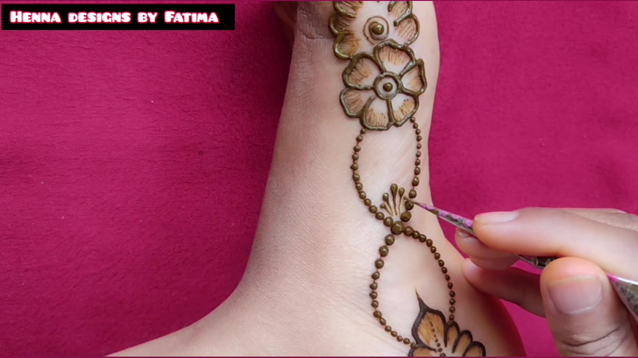 Foot mehndi design simple
