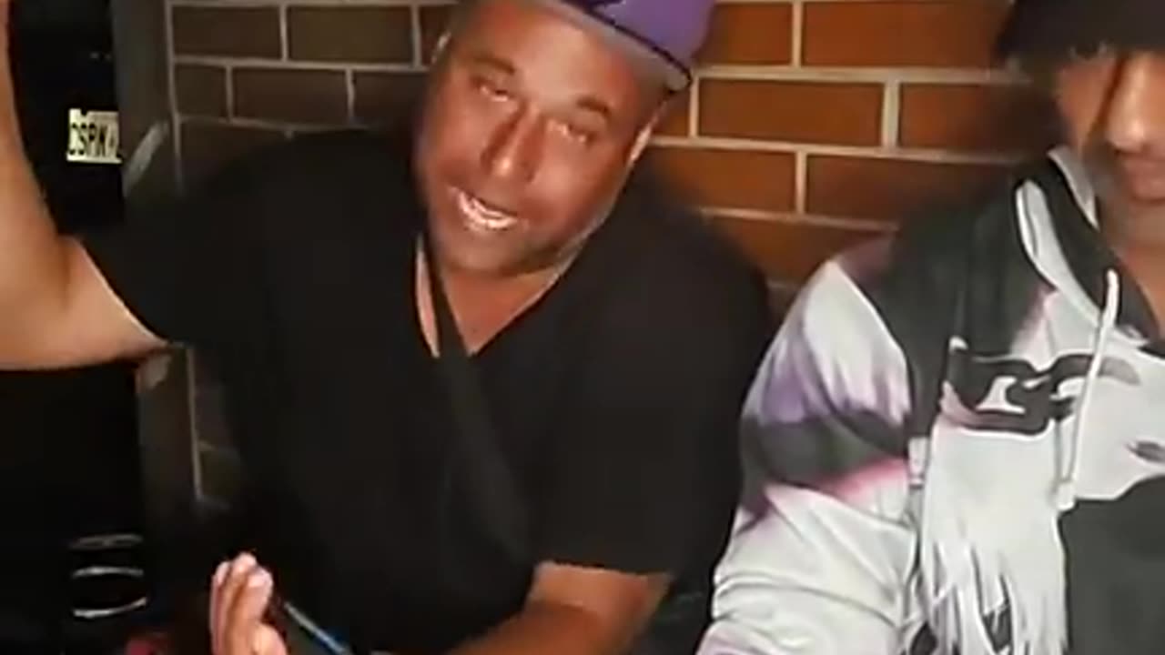 2 Kings Back freestyling our soul style.