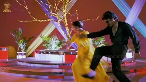 Oke Oka Asha Video Song HD __ Surigadu Telugu Movie __ Suresh __ Yamuna __