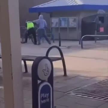 British police do not appear ready to tackle criminals.