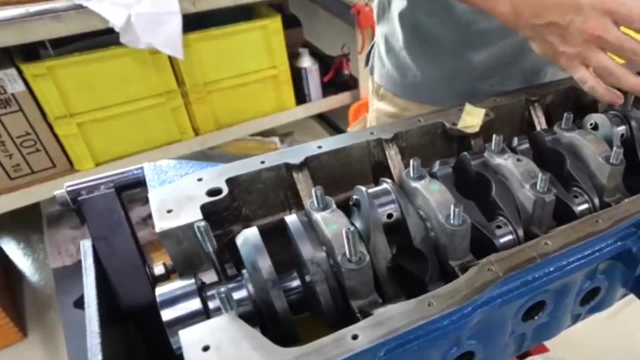 Building a 9000 RPM Japanese Race Engine