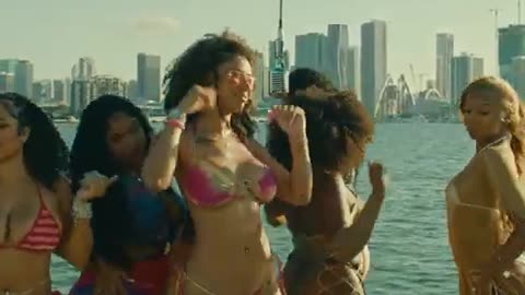 Stunna Sandy - Make It Look Sexy (Miami Yacht Performance)