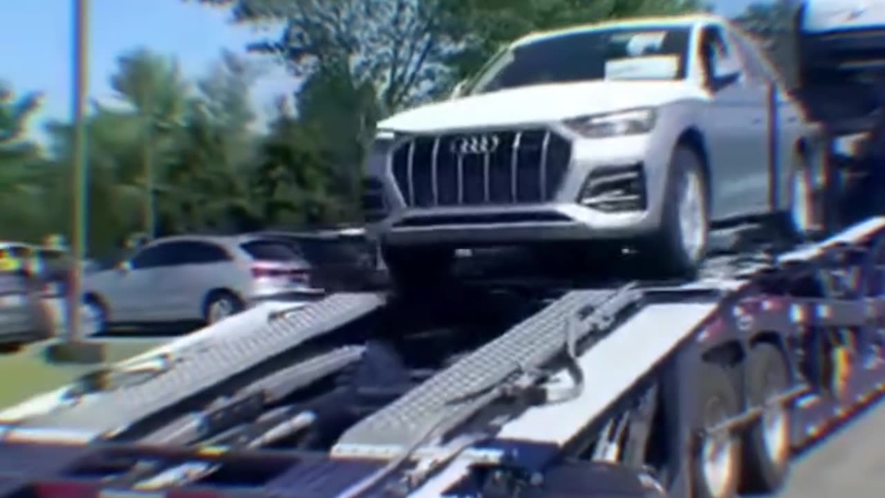 Audi Unloaded! 🚗 Easy Open Car Shipping