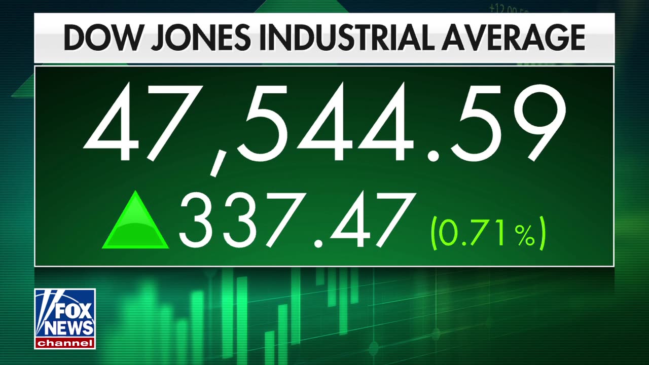 'RACKING THEM UP': Trump touted for deals while government remains shut down