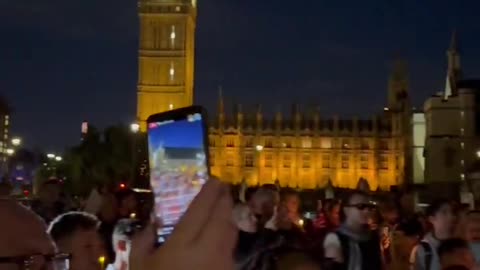 Central London crowd honors Charlie Kirk tonight