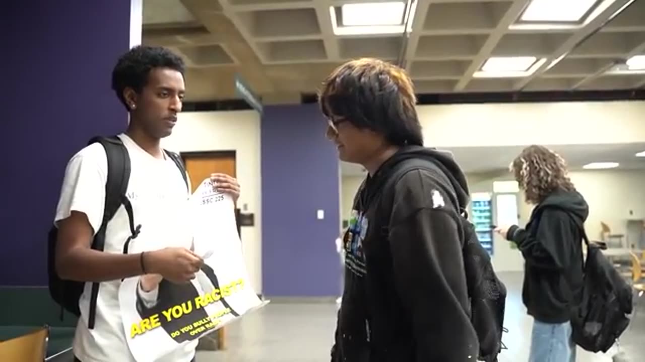 Amazing: Disturbing Phone Calls in Public Prank