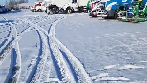 COLDER THAN COLD #reallifetruckers #truckdrivers #ourtruckinglife #truckdriver #atruckerslife