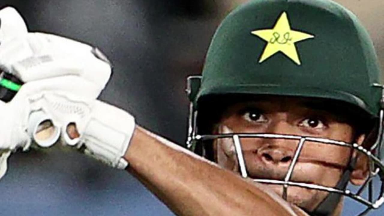 Hassan Nawaz’s Blazing Century Stuns New Zealand in T20!