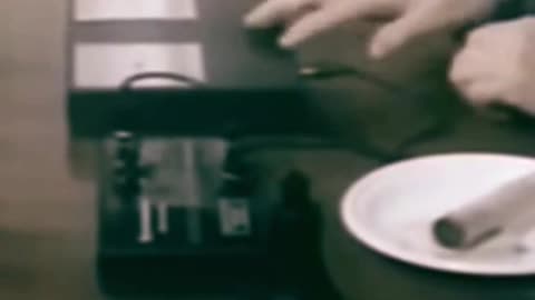 Parasites and the Syncrometer