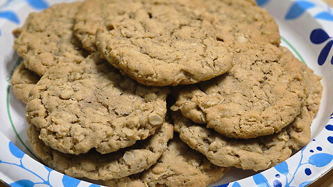 Soft & Chewy Oatmeal Cookies (NO CHILL)
