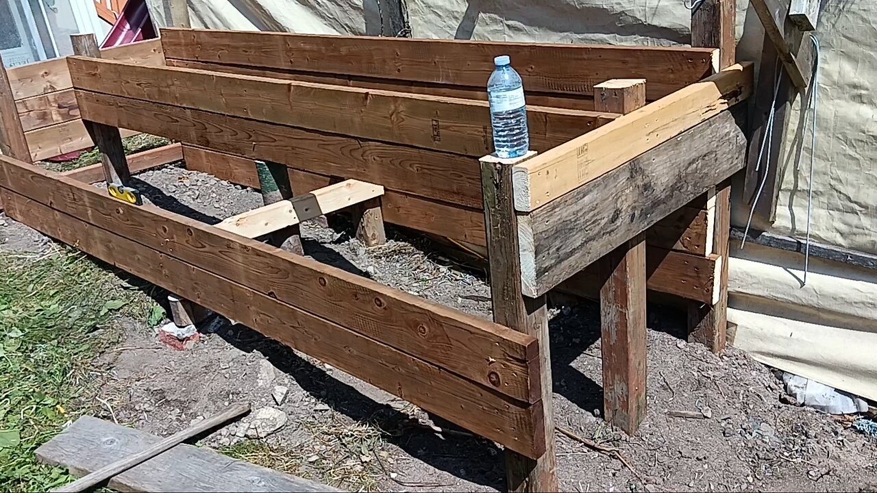 I am building a planter for potatoes, carrots and beans