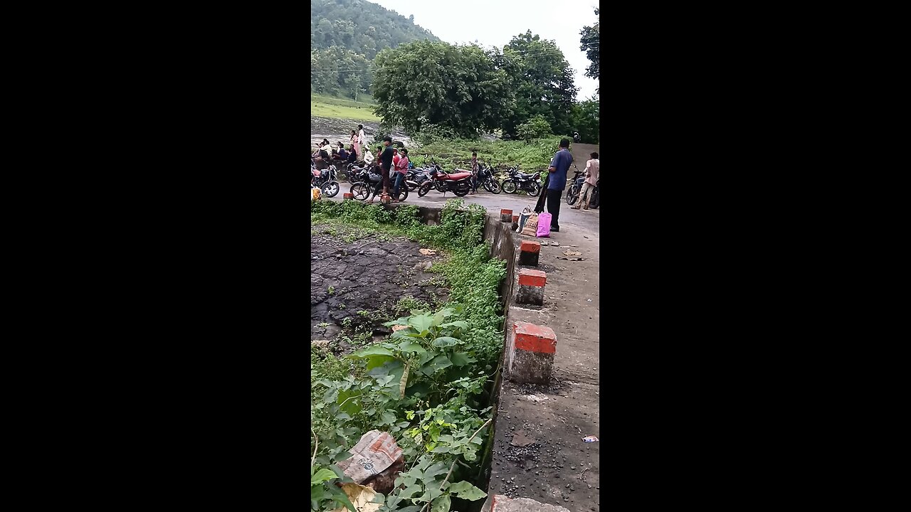 pani ka bahut Tej nadi