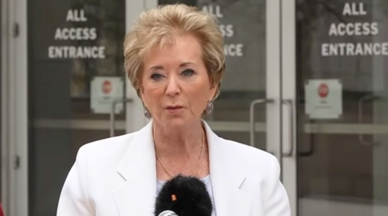 Education Secretary Linda McMahon Stuns by Crashing Dem Press Conference