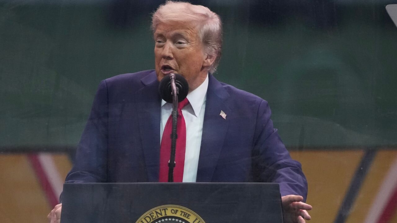 Trump Stuns America — What He Did Left the Crowd Roaring