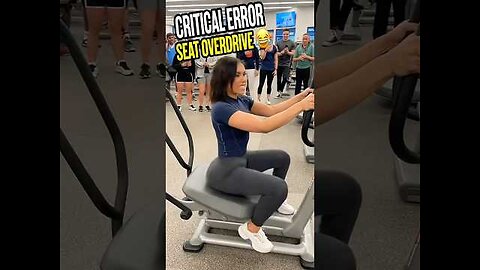 🔥Gym vibration Machine Epic Fail😂 #gymcomedy #funnygym #gymfails #fitnesscomedy #gymshorts