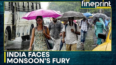 Heavy Rain Causes Water-logging In Delhi & Gurugram, Vehicles Submerged | FinePrint