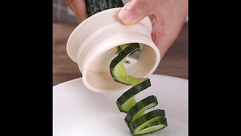 Portable Handheld Vegetable Spiral Slicer, for Cucumber, Zucchini, Lemon & More