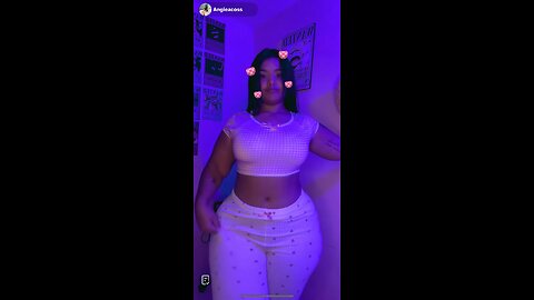 Baddie AngieACoss Tiktok Live