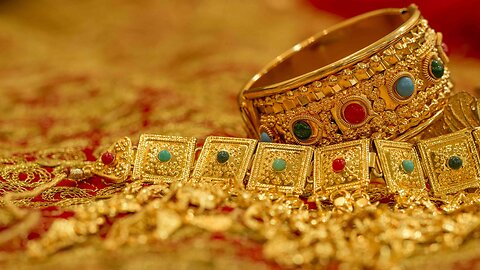 What happened to the Romanian gold sent to Russia