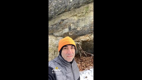 FOUND AN OLD QUARTZ MINE!