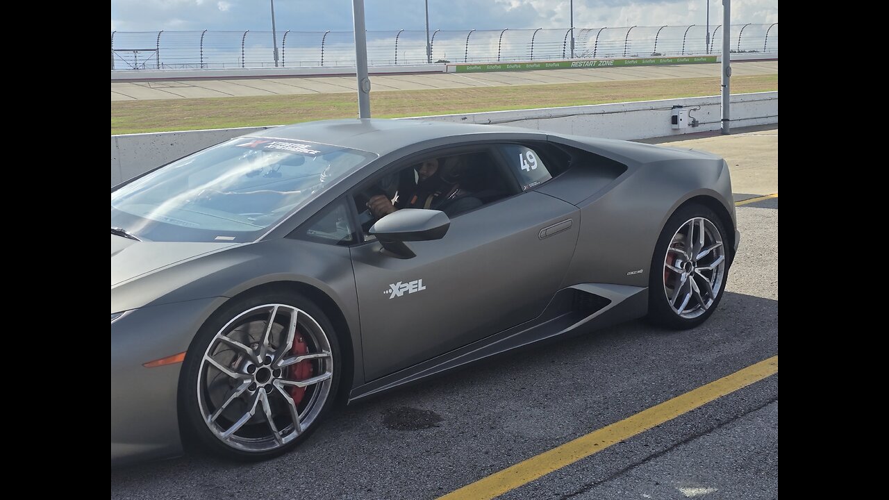 Check me out driving this Lamborghini Huracán