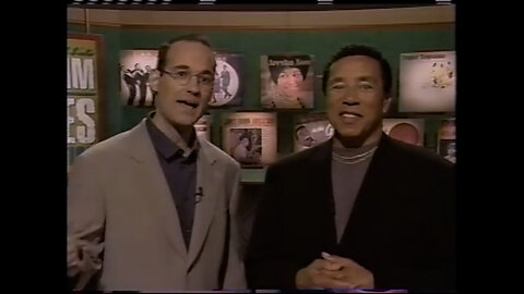 August 27, 2001 - Smokey Robinson & Andrew Dolan for Classic R&B CD Collection