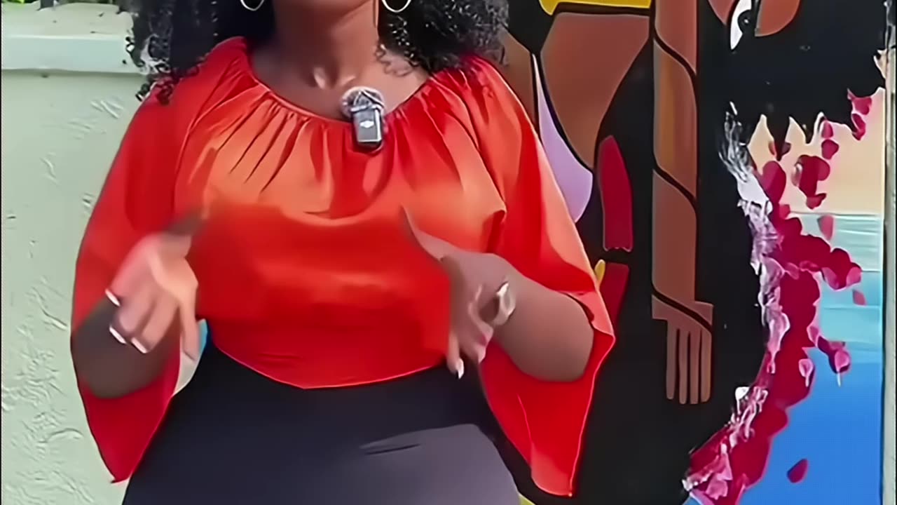 @CHRISTINENAMPEERA