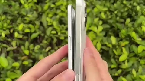 Apple iphone 17 Air vs Iphone 16 pro max thickness