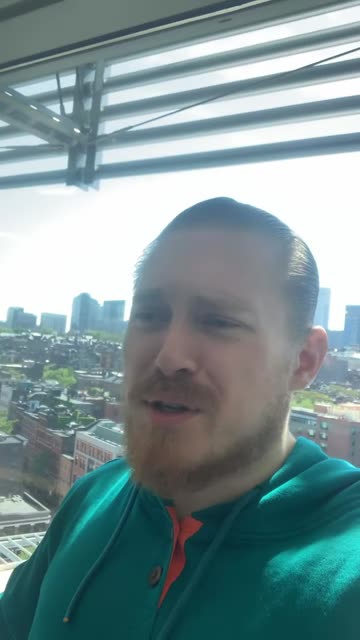 Is This The Prettiest Street In Boston？