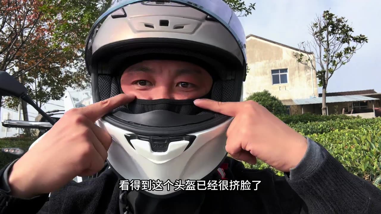 (长坂大圣)两年来戴的最多的就是上掣家头套了，厚度刚好合适，丝滑不位移， 立体裁剪包裹性更好，抓绒内胆柔软舒适