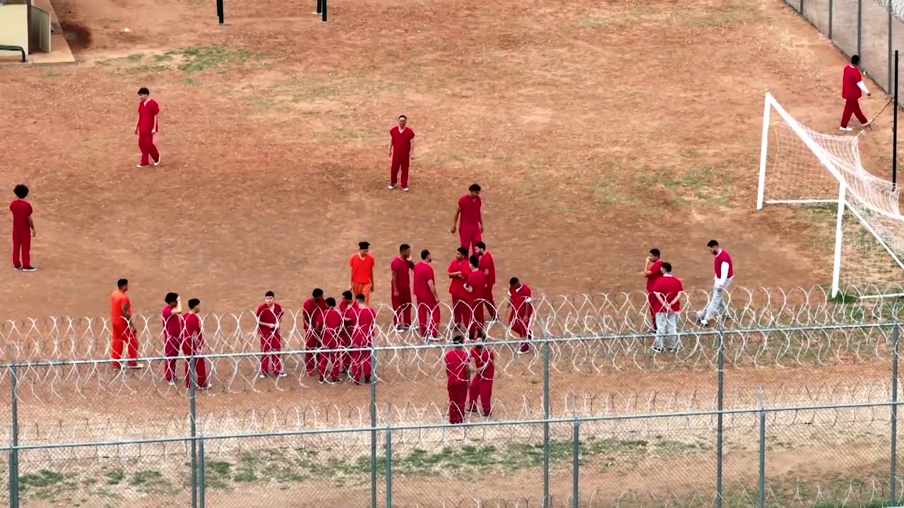 Migrants held in Texas fear notorious El Salvador prison