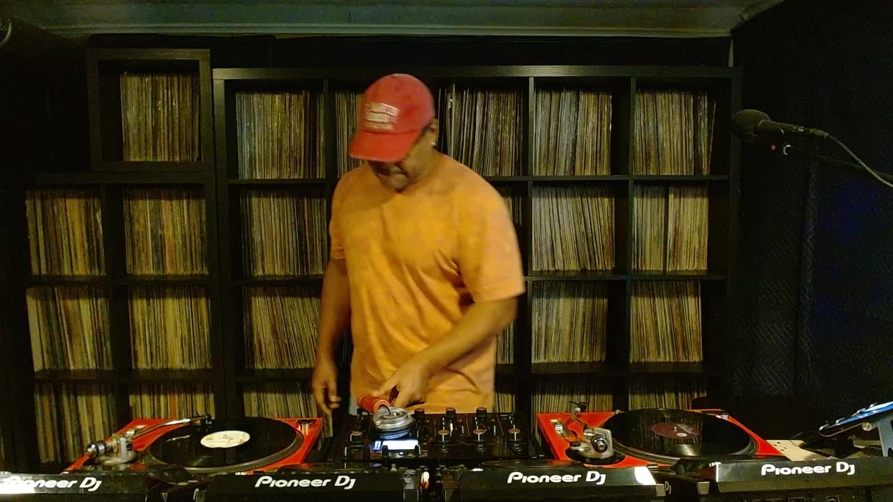 Vinyl Sessions with Wil Milton 9.4.25