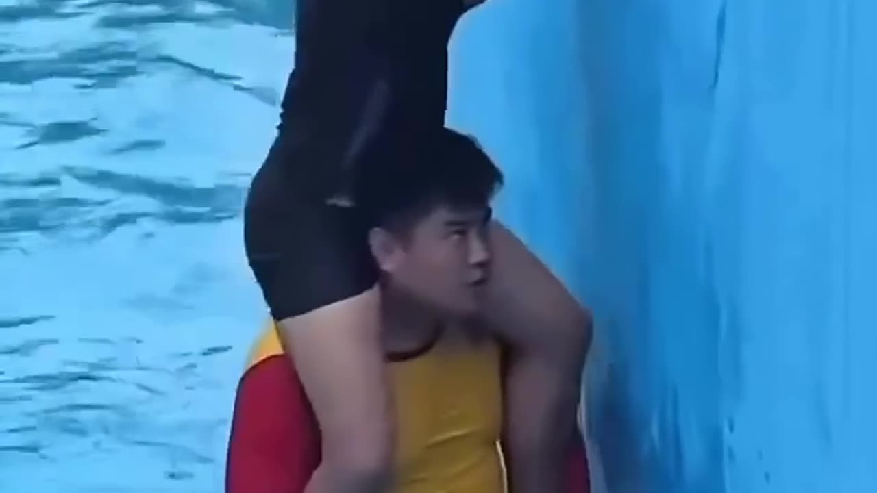 😂 Helped a Friend Out in the Craziest Way! | FunFM