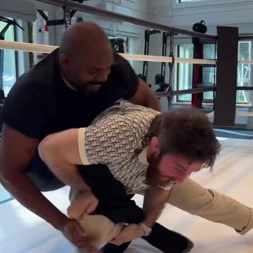 Reality Show CEO Alfredo Auditore Takes Down Jon Jones