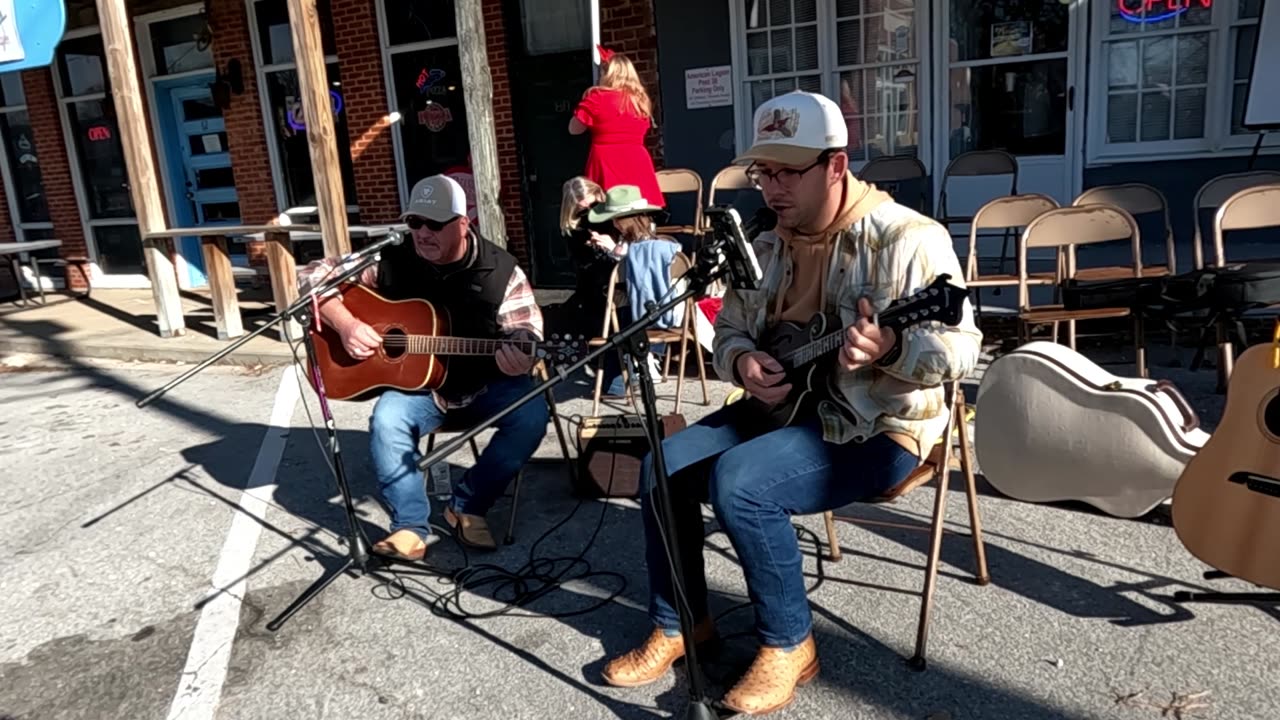 MAIN STREET CHRISTMAS