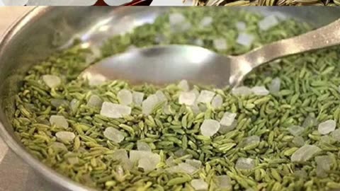 गर्मियों में सौंफ और मिश्री एक साथ खाने के फायदे #short #health #viarl #trending